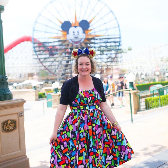 Meet your Posher, Whitney - Picture 2 of 3